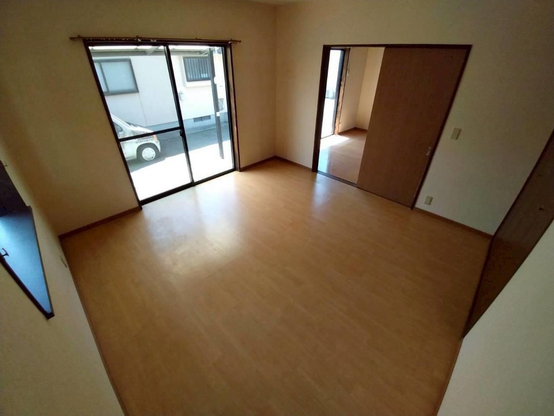 2LDK Rental House in Mitake-cho, Miyazaki - 68.93 sqm - Thumbnail 3