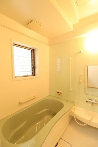 4LDK Detached House for Sale in Yokkaichi, Mie Prefecture - Thumbnail 4