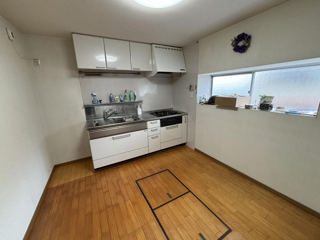 7DK House for Sale in Fushimi-ku, Kyoto - 157.86 sqm Land - Thumbnail 4
