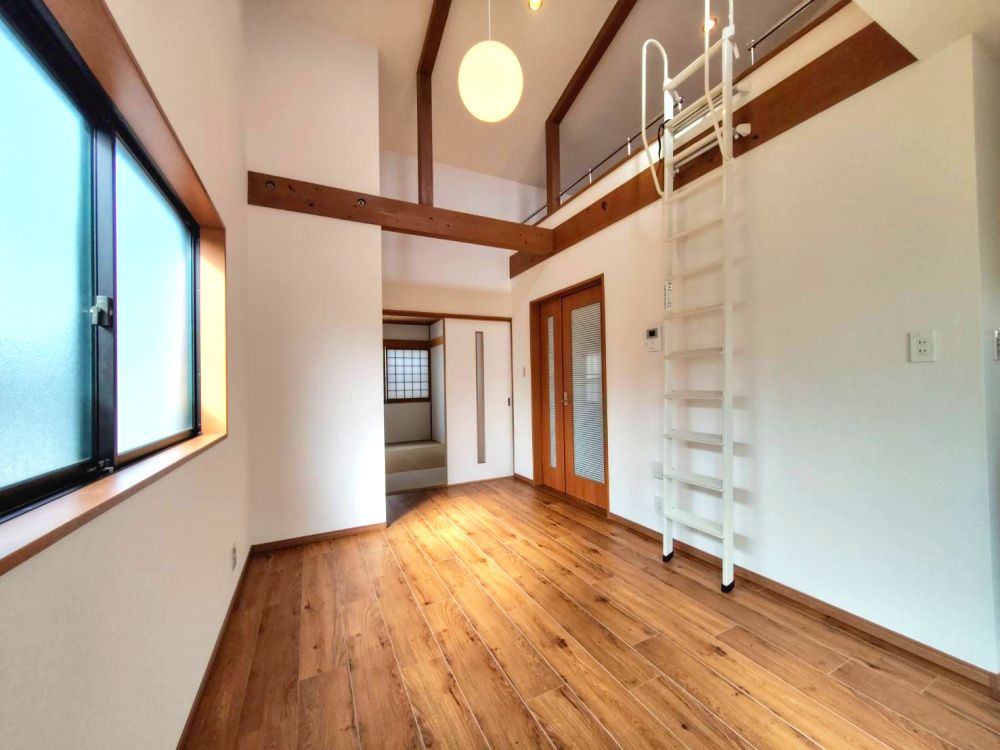 Renovated 3SLDK House for Sale in Nishinomiya, Hyogo - Thumbnail 3