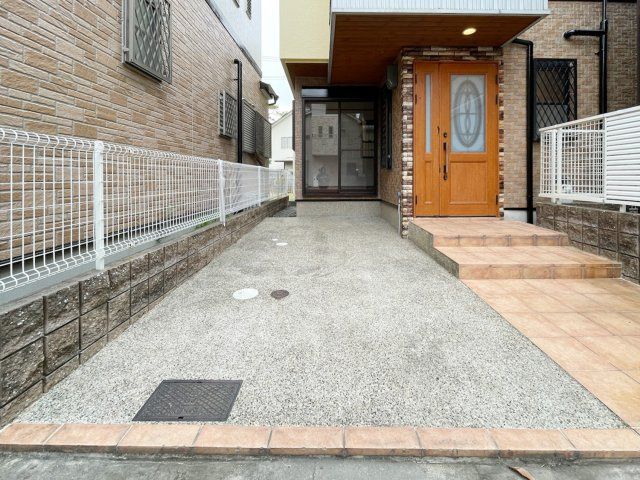 Renovated 3SLDK House for Sale in Nishinomiya, Hyogo - Thumbnail 2