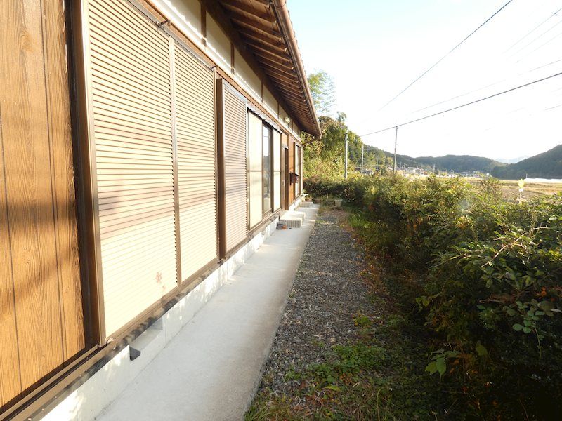 3LDK House for Sale in Kyotanba-cho, Kyoto Prefecture - Thumbnail 3