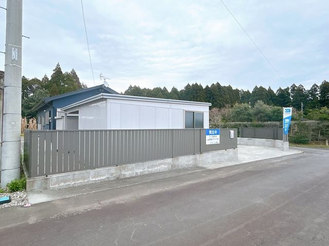 3LDK Single-Story House for Sale in Minamikyushu, Kagoshima - Thumbnail 3