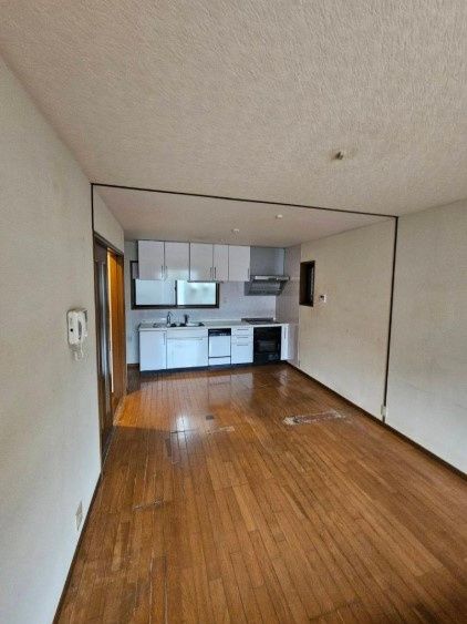 3LDK House for Sale in Ukyo-ku, Kyoto - 87.48 sqm - Thumbnail 4
