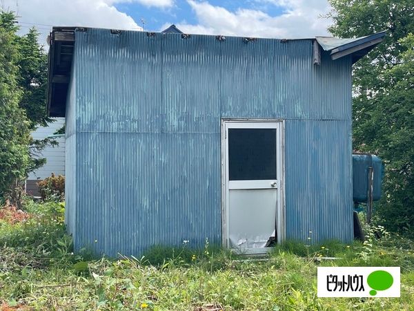 3LDK Detached House for Sale near Toyonuma Station, Sunagawa - Thumbnail 2