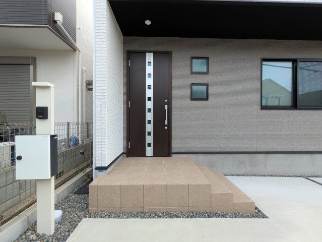 4LDK Modern House in Tarumi, Kobe | 2022 Build | Near Tarumi Station - Thumbnail 4