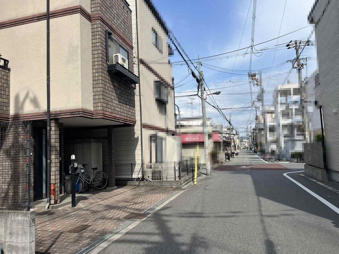 4LDK House for Sale in Ikuno-ku, Osaka - 107.50 sqm - Thumbnail 2