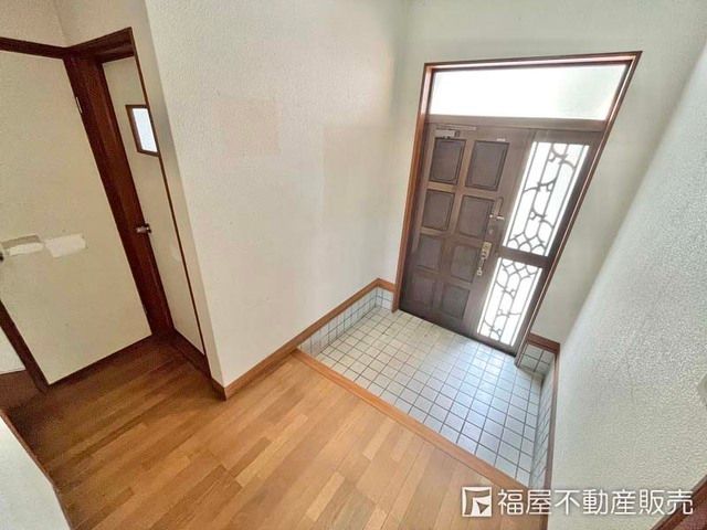 4LDK House for Sale in Himeji Yumesaki with Parking for 2 Cars - Thumbnail 2
