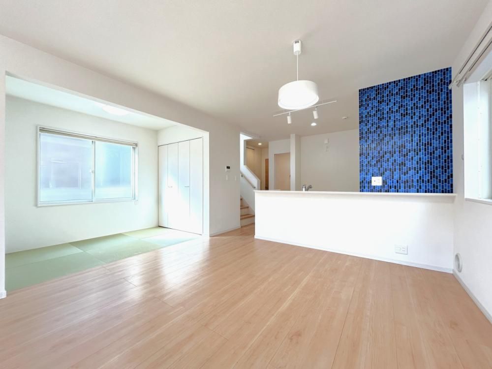 Renovated 3LDK House in Yokkaichi, Mie - 105.98 sqm - Thumbnail 2