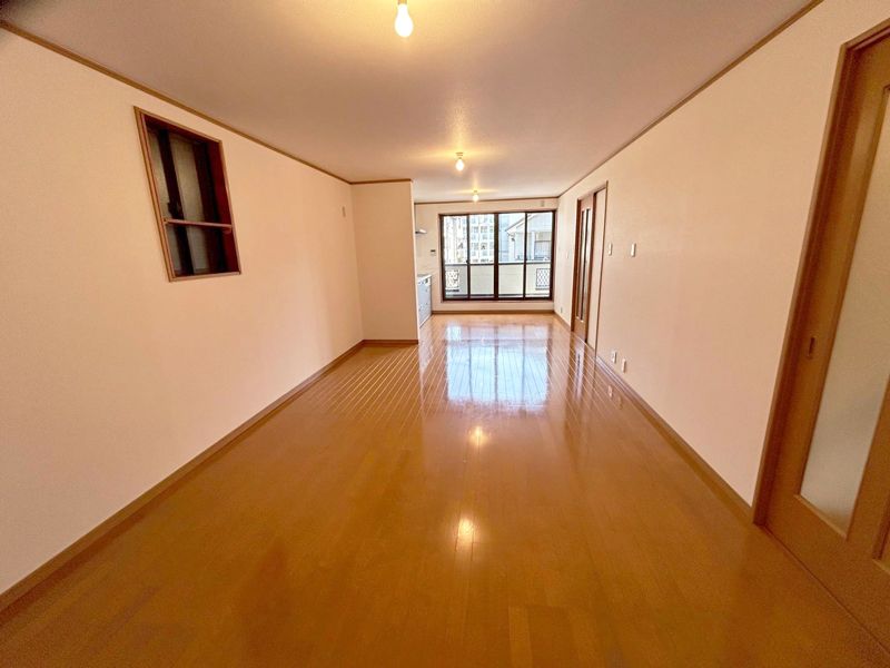 6LDK Family Home with Loft for Sale in Yamashina, Kyoto - Thumbnail 3