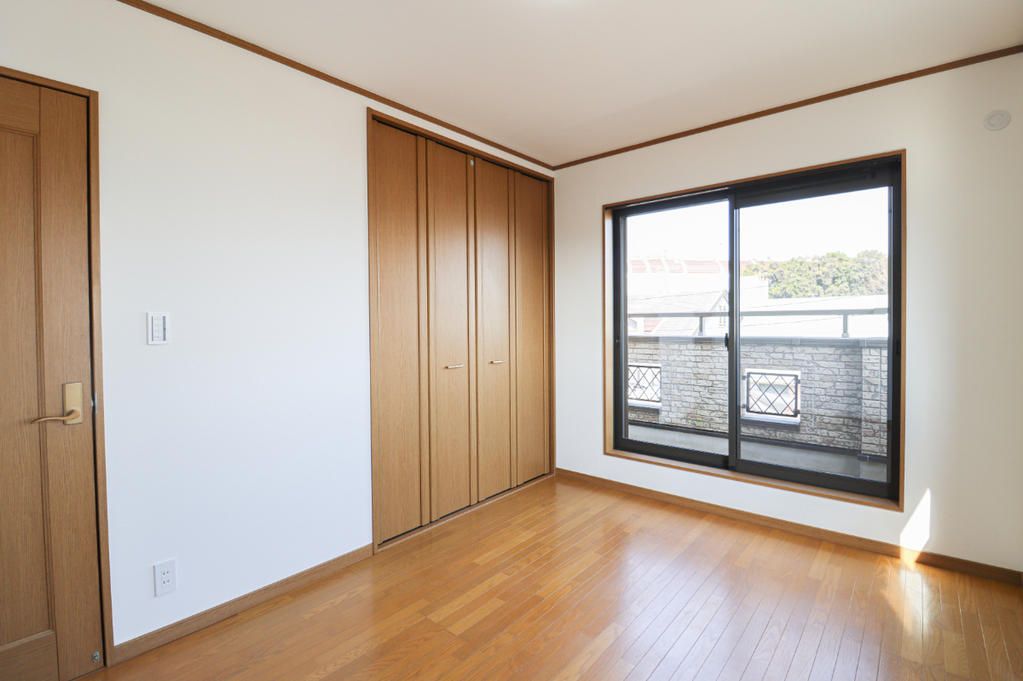 4LDK Renovated House Near Yamazaki Station in Oyamazaki Town, Kyoto - Thumbnail 2