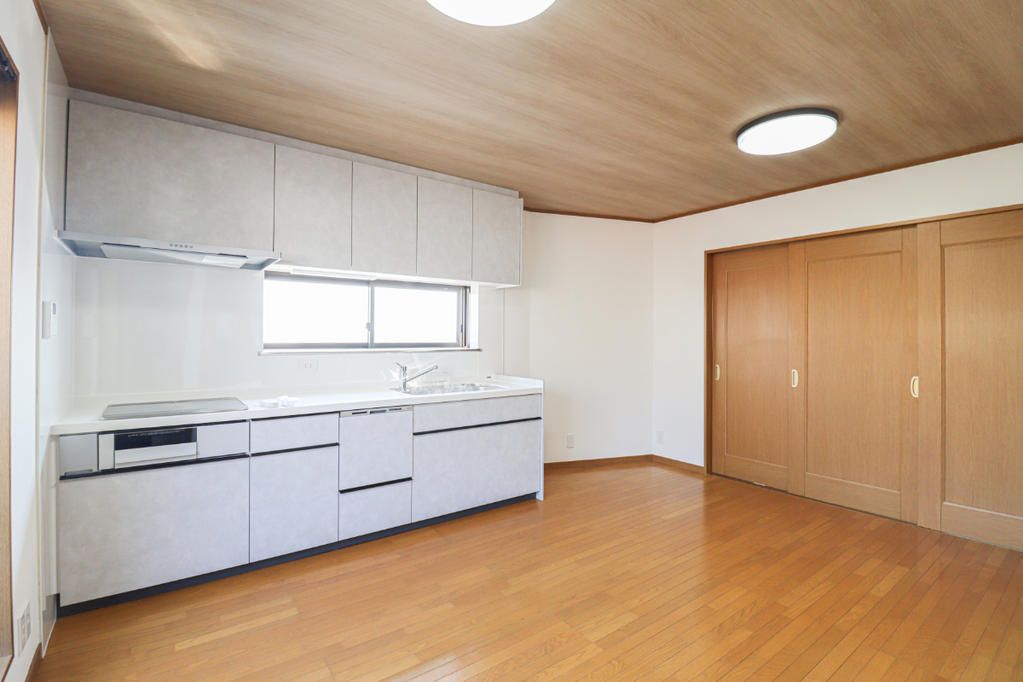 4LDK Renovated House Near Yamazaki Station in Oyamazaki Town, Kyoto - Thumbnail 4