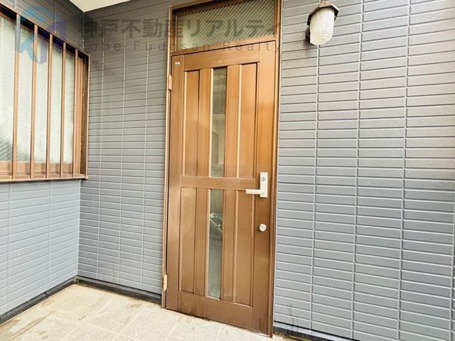 4LDK Family House for Sale in Kobe Nagata, Near Itayado Station - Image 1