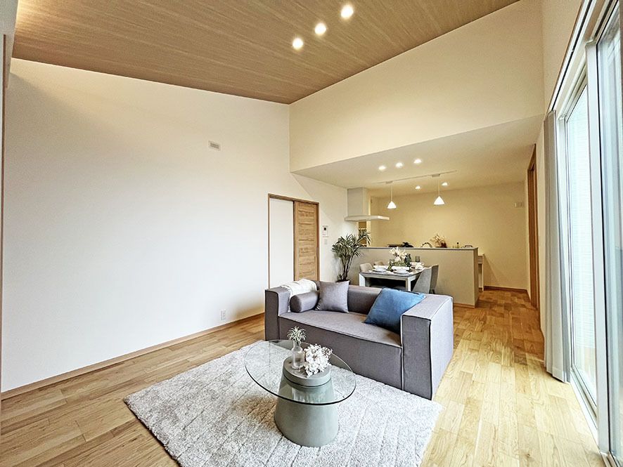 Modern 3LDK Designer House for Sale in Inami, Hyogo - Thumbnail 2
