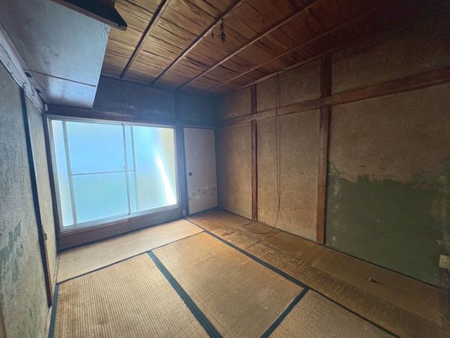 Used Terraced House in Moriguchi City, Osaka - 35m² - Thumbnail 2