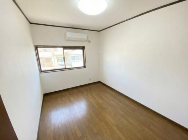 3LDK Detached House for Sale in Suminoe Ward, Osaka - Thumbnail 3