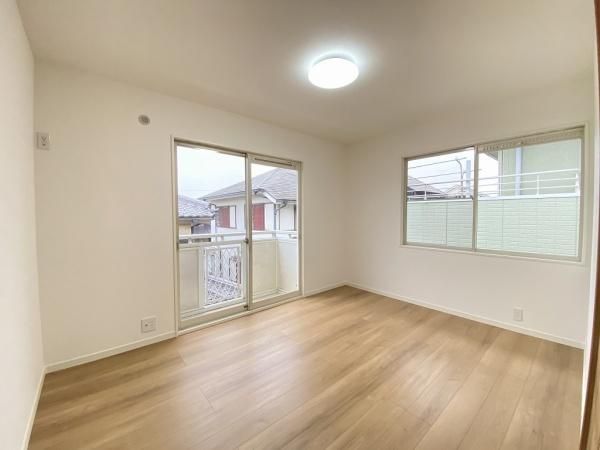 6LDK Renovated House for Sale in Kashinodai, Kobe - Thumbnail 3
