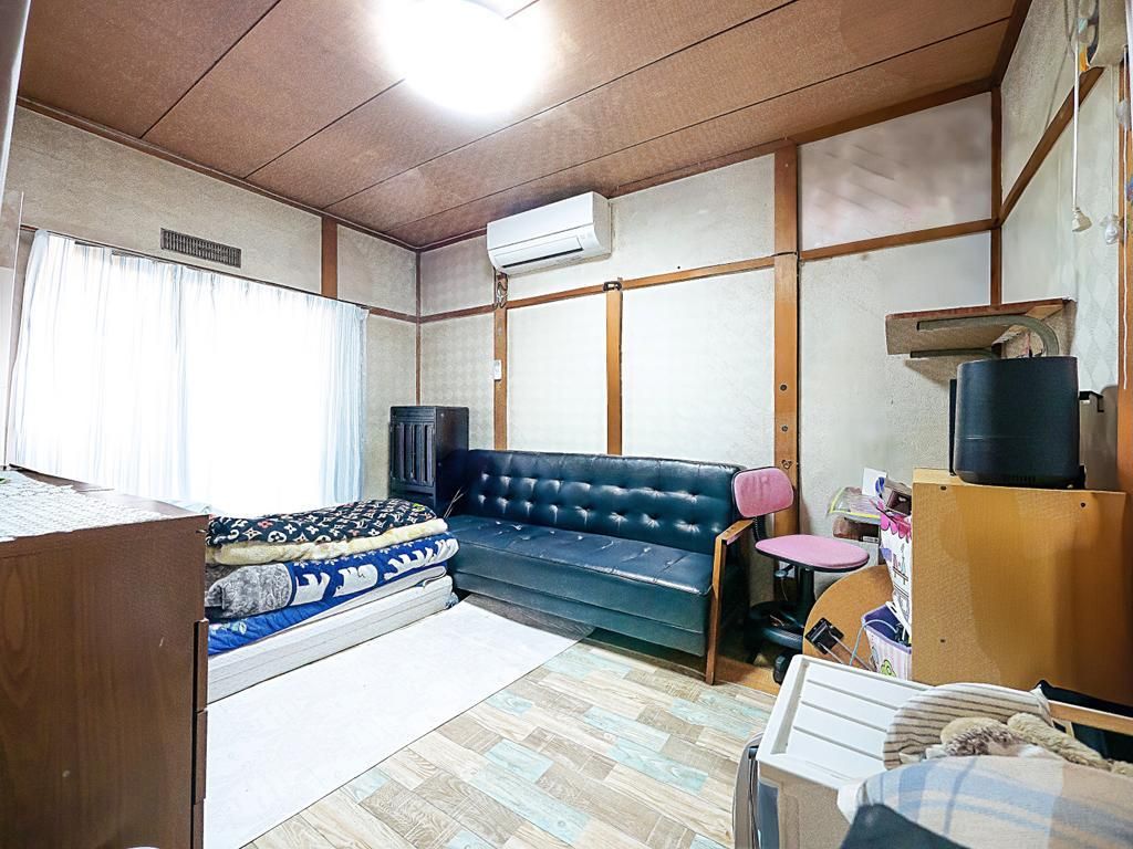 4DK House for Sale in Neyagawa, Osaka - 63.67 sqm - Thumbnail 3