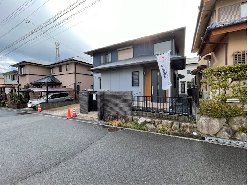 Renovated 4SLDK House in Kuwana's Oyamada Danchi, Mie - Thumbnail 2