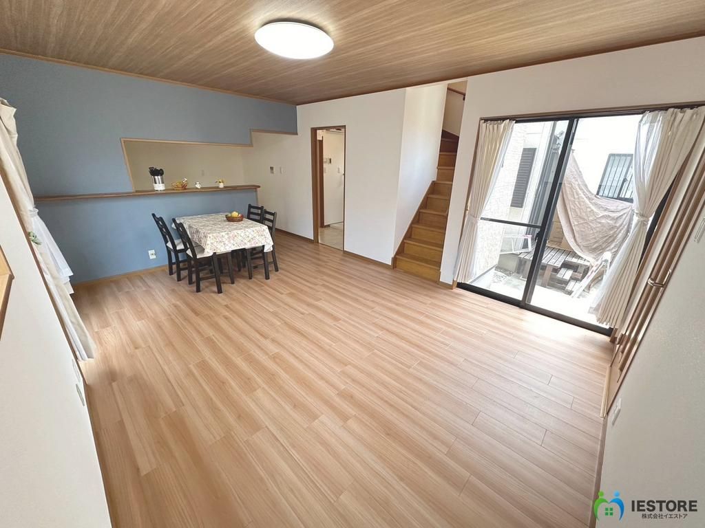 Renovated 3LDK House for Sale in Sakai, Osaka - Thumbnail 3