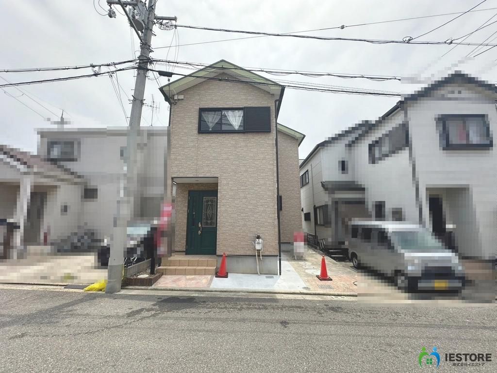 Renovated 3LDK House for Sale in Sakai, Osaka - Thumbnail 2
