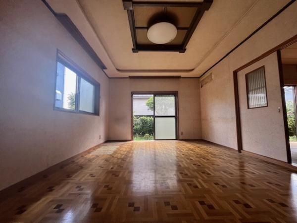 4SLDK Wooden House for Sale in Hirakata, Osaka - Thumbnail 2