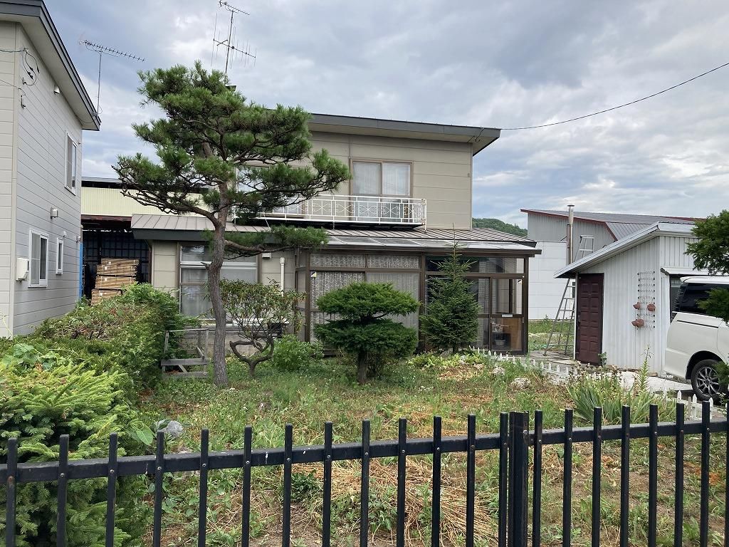 4LDK Wooden House for Sale in Kitami, Hokkaido - 100万円 - Thumbnail 2