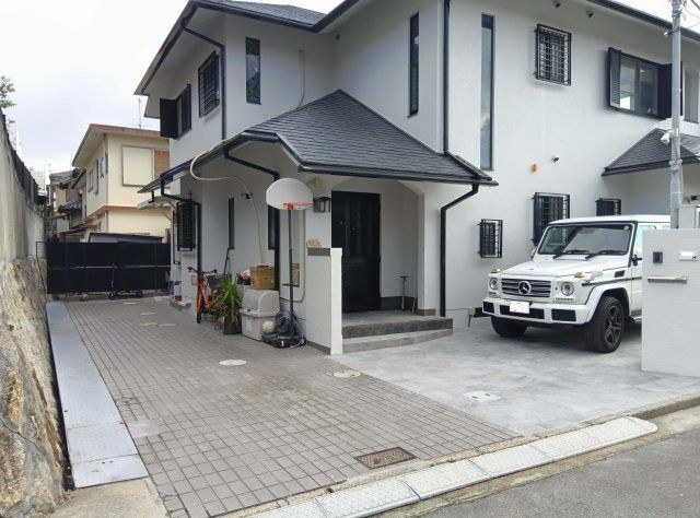 4SLDK Detached House for Sale in Ashiya, Hyogo - Thumbnail 2