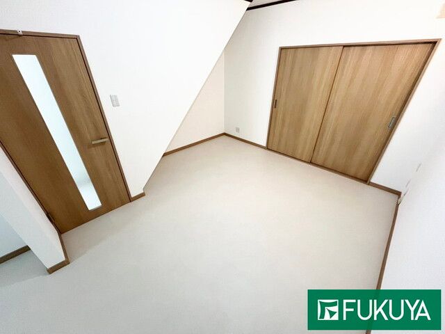 5LDK House with Rooftop Balcony near Shimizu Station, Osaka - Thumbnail 2