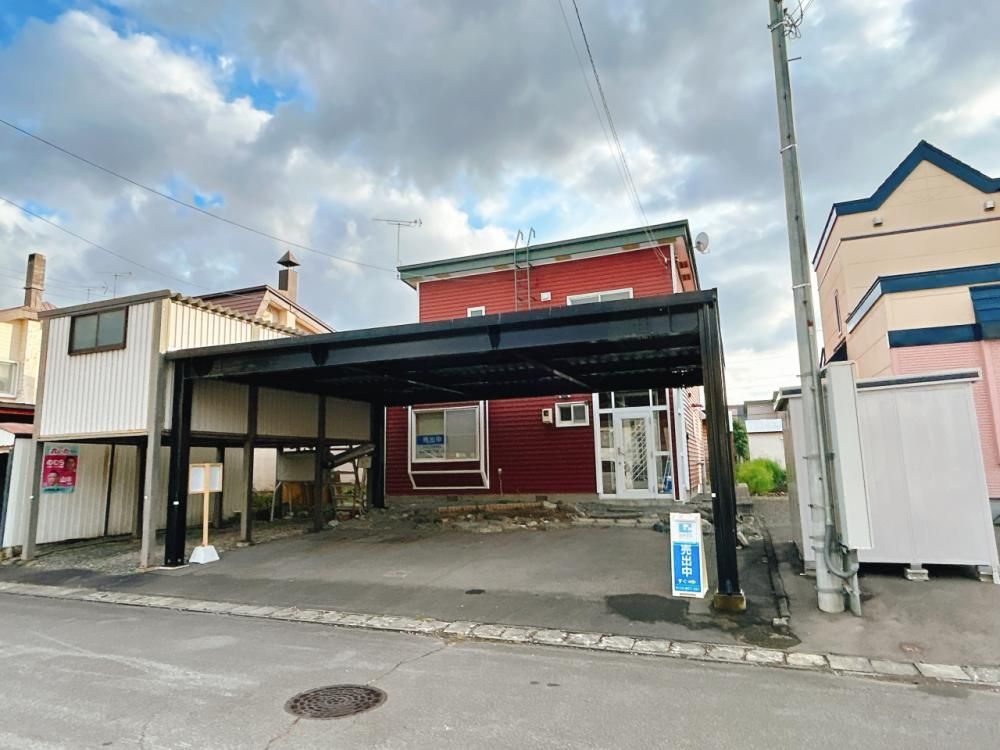 Renovated 4LDK House for Sale in Asahikawa, Hokkaido - Thumbnail 2