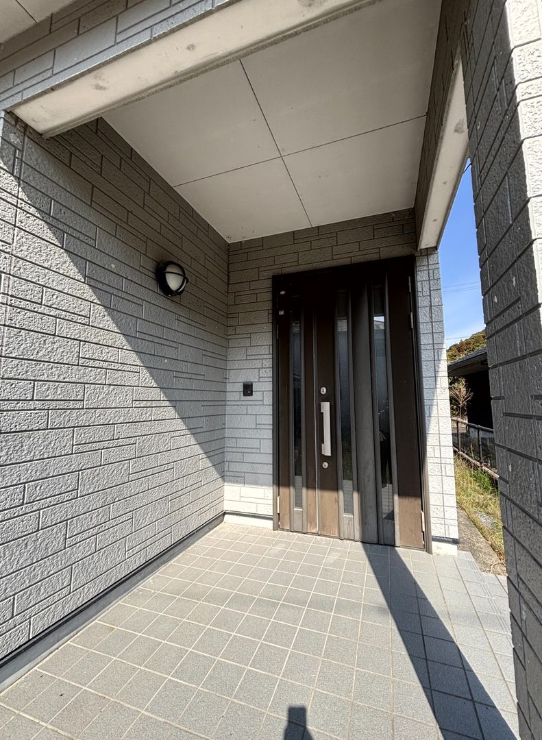 4SLDK Detached House for Sale in Satsumasendai, Kagoshima - Thumbnail 2