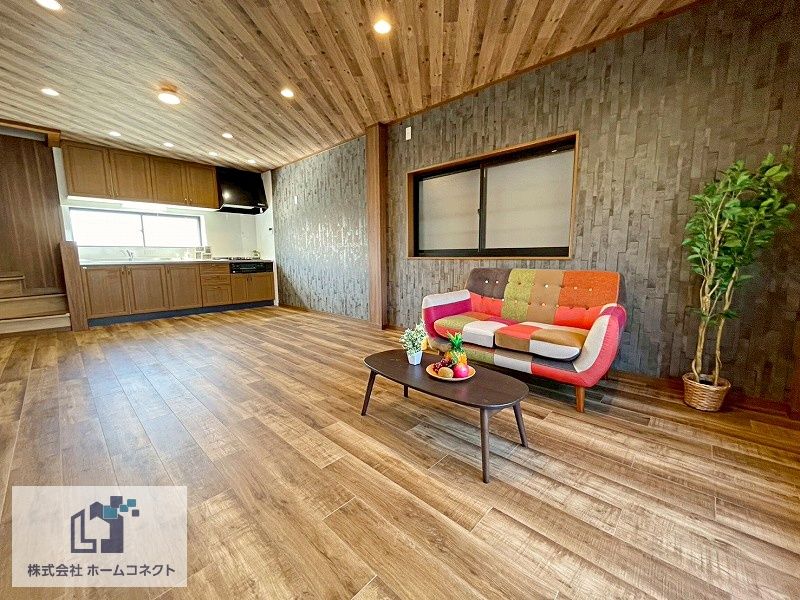 Renovated 4LDK Steel-Frame House for Sale in Higashi-Osaka - Thumbnail 4