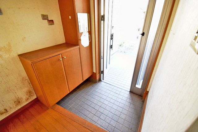 4LDK House for Sale in Himeji with Parking for 3 Cars - Thumbnail 3