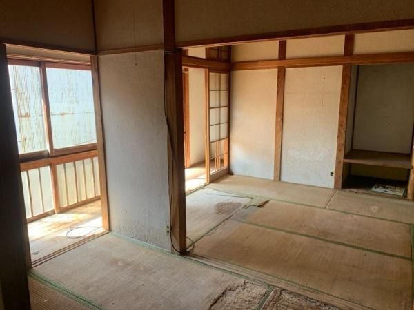 Investment House Near Hiyodorigoe Station, Kobe - 16% Yield Potential - Thumbnail 2