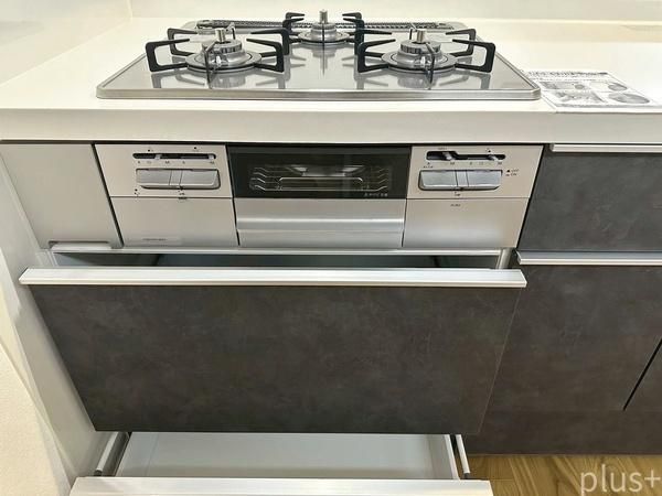 Modern 2SLDK House for Sale in Ukyo-ku, Kyoto - Thumbnail 4