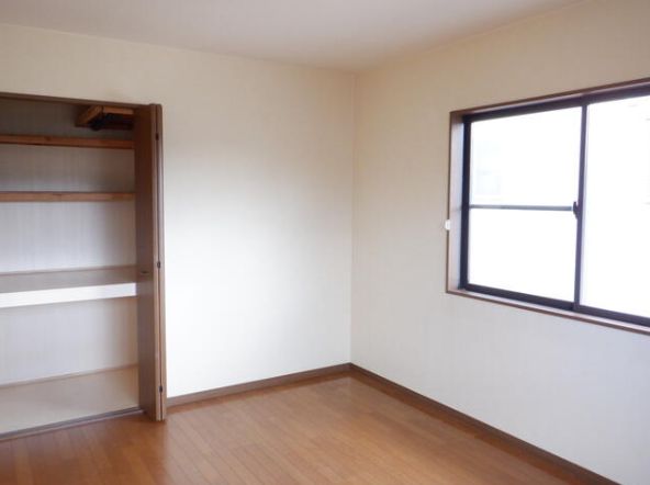 4LDK Used Detached House in Kinokawa, Wakayama - 128 sqm - Thumbnail 4