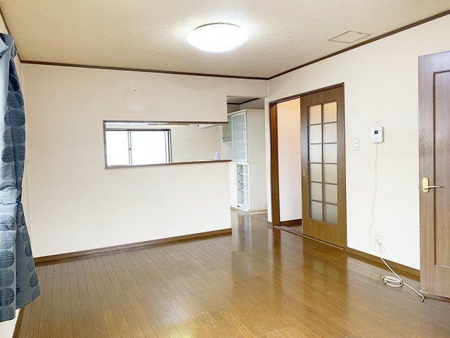3LDK Detached House with Built-in Garage in Fujiidera, Osaka - Thumbnail 3