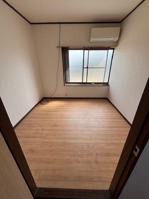 Renovated 5DK House for Sale Near Katsura Station, Kyoto - Thumbnail 3