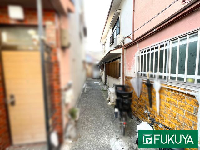 8DK Two-Generation House Near Anryumachi Station, Osaka - Thumbnail 4