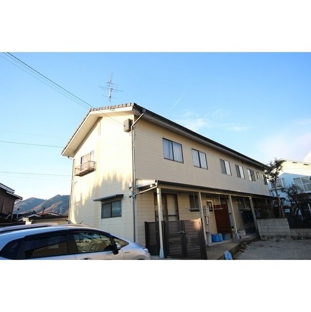 1K Apartment for Rent in Maniwa City, Okayama - Thumbnail 2