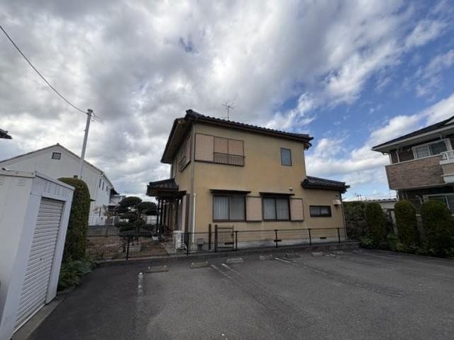 4SLDK House for Sale in Matsuyama, Ehime - 148.64㎡ on 375.9㎡ Land - Thumbnail 2