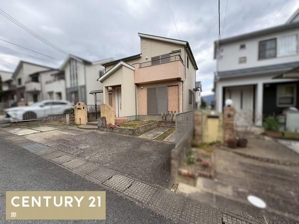 5LDK House for Sale in Satsukidai, Hashimoto, Wakayama - Thumbnail 4