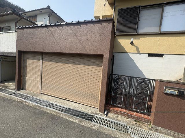 Renovated 4LDK Detached House for Sale in Himeji, Hyogo - Thumbnail 2