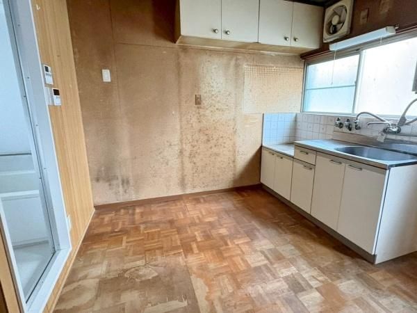 3DK Wooden House for Sale in Higashiosaka, Osaka - 4.3M Yen - Thumbnail 4
