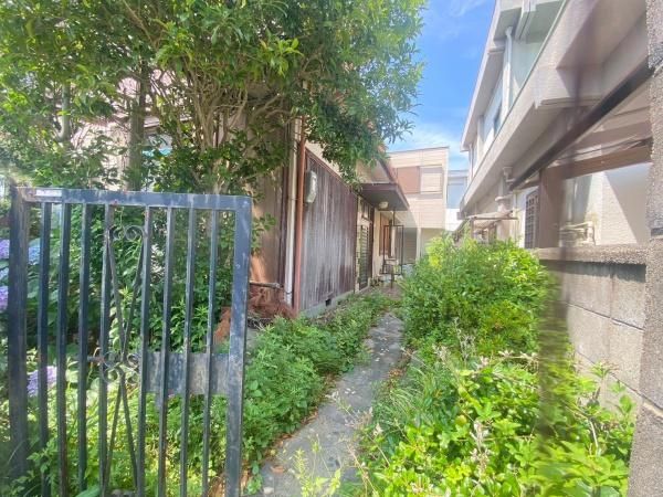 6DK House for Sale in Mitsukuzu, Wakayama City - Thumbnail 3