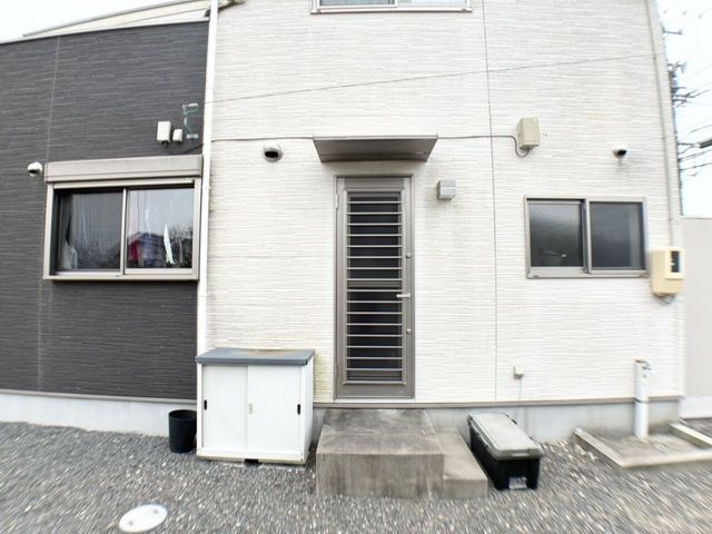 4LDK Detached House for Sale in Komono, Mie Prefecture - Thumbnail 2