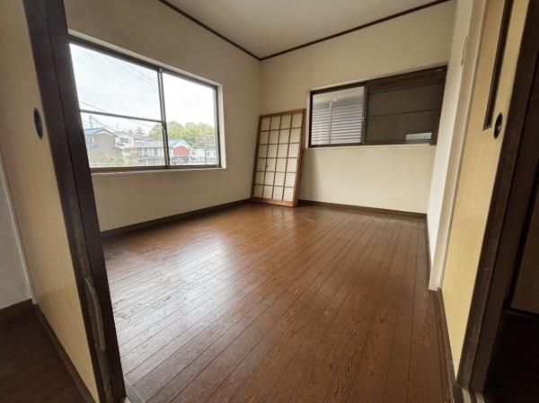 5LDK Detached House for Sale in Kawai Town, Nara - Thumbnail 2
