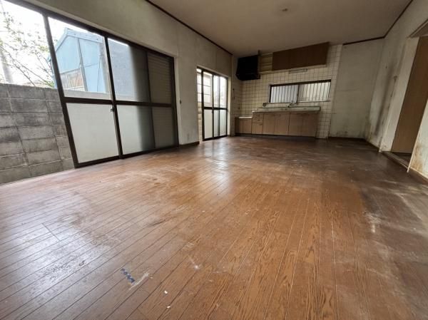 5LDK Detached House for Sale in Kawai Town, Nara - Thumbnail 3
