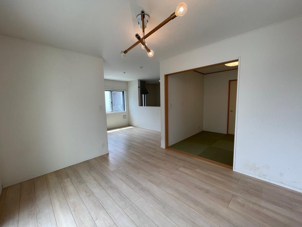 4LDK Detached House Near Hiramatsu Station, Himeji - Thumbnail 3