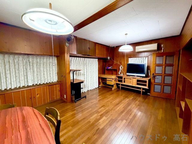 4SLDK Detached House for Sale in Takashi City, Osaka - Thumbnail 3